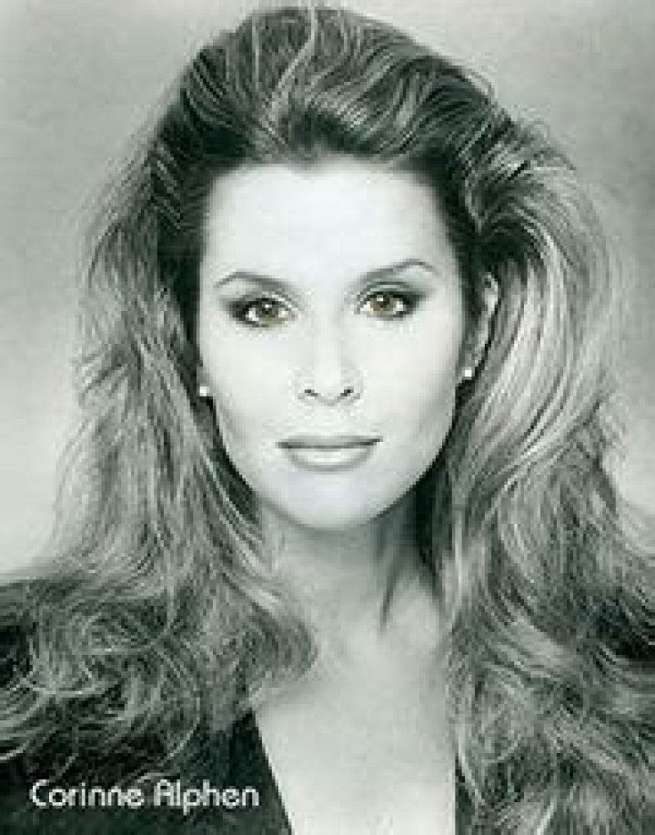 Corinne Alphen
