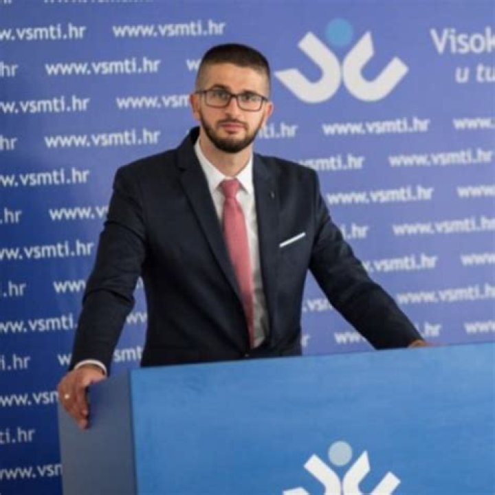 Dejan Tubic