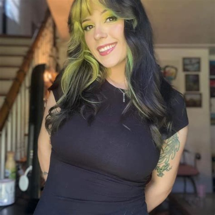 Lindsey S Love